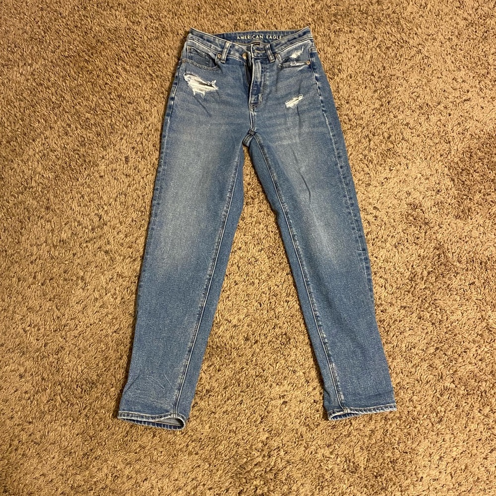 American eagle mom jeans